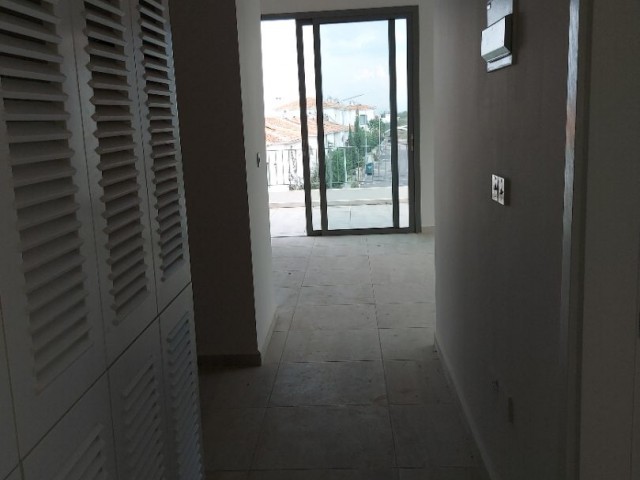 2+1 FLAT FOR SALE IN KYRENIA IN A PRESTIGIOUS COMPLEX ** 