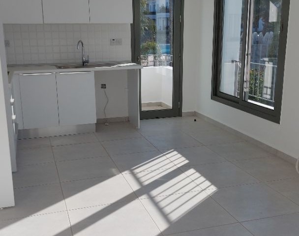 1+1 in a complex in Alsancak, Kyrenia ** 