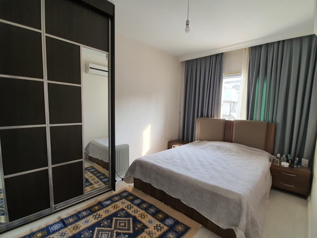 Flat To Rent in Yukarı Girne, Kyrenia