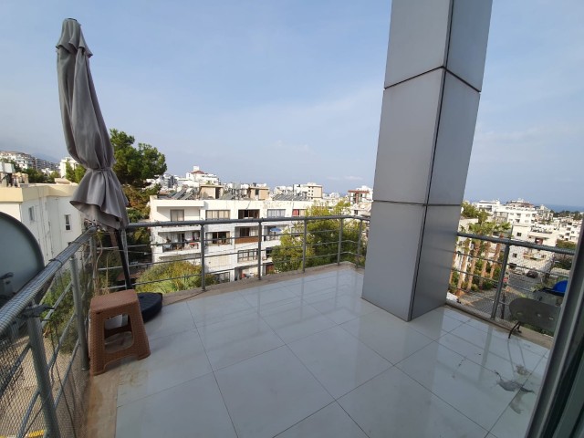 Flat To Rent in Yukarı Girne, Kyrenia