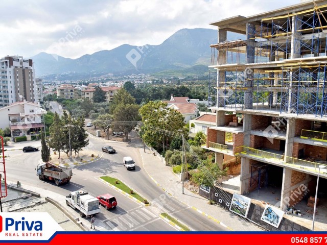 3+1 NEW FLAT FOR SALE IN CYPRUS KYRENIA CENTER 135 m2, SUITABLE FOR COMMERCIAL USE, PERFECT LOCATION ** 