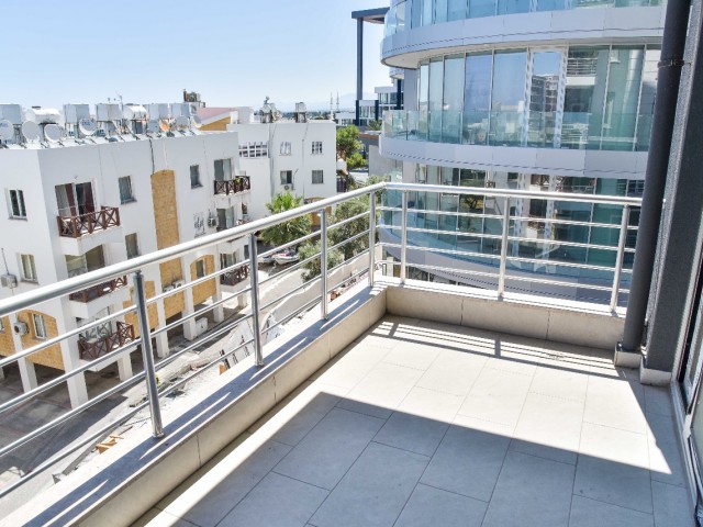 3+1 NEW FLAT FOR SALE IN CYPRUS KYRENIA CENTER 135 m2, SUITABLE FOR COMMERCIAL USE, PERFECT LOCATION ** 