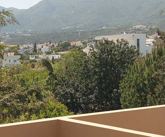 Girne Doğanköy merkezde 2+1 Eşyalı 