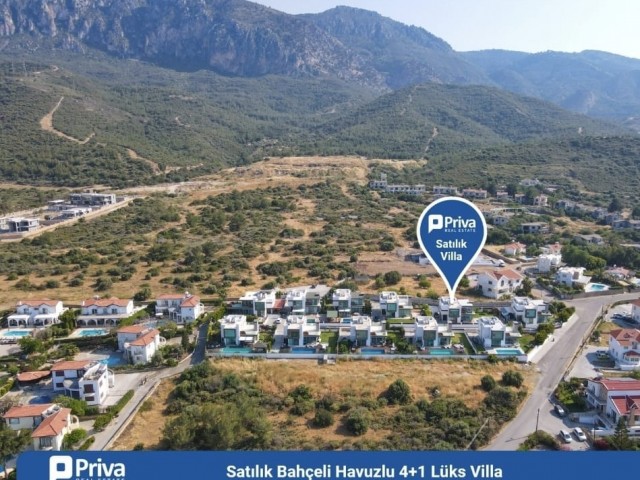 4+1 VILLA IN KYRENIA ALSANCAK MIT MEERBLICK, PRIVATEM POOL, VOR ORT, VOLL MÖBLIERT ** 