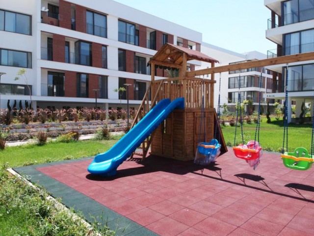 CYPRUS LEFKOŞA HAMİTKÖY 2+1 ZERO APARTMENT FOR RENT, Furnished, GATED SITE, 1000m2 GARDEN, NEAR UNIVERSITY STOPS 