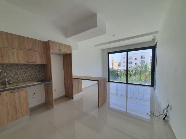 2+1 80m2 FLAT FOR SALE IN HAMİTKOY, NICOSIA, WITH SECURITY, NEAR THE UNIVERSITY STATIONS, WITH GENERATOR