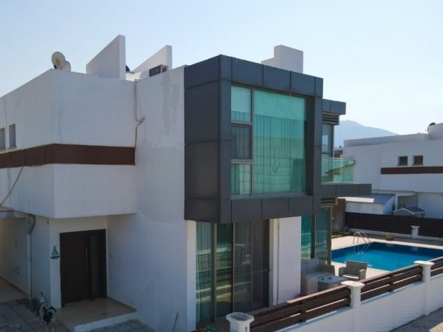 FURNISHED 4+1 VILLA FOR RENT IN CYPRUS GIRNE ALSANCAK WITH SEA VIEW, PRIVATE POOL, ON A SITE