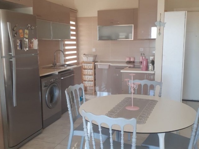 WOHNUNG ZUM VERKAUF IN KKTC KYRENIA YESILTEPEDE ** 