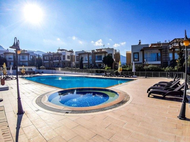 APARTMENT FOR SALE IN KYRENIA YEŞILTEPEDE, TRNC ** 