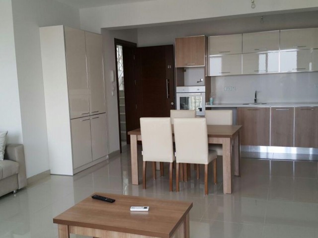 KKTC GİRNE MERKEZDE KİRALIK YENİ PENTHOUSE