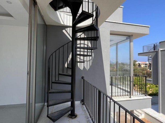 ZERO PENTHOUSE FOR SALE IN ALSANCAKTA, KYRENIA, OPEN FOR EXCHANGE ** 