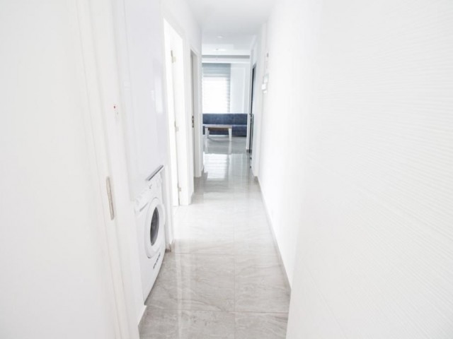 2+1 NEUE WOHNUNG ZUR MIETE IM ZENTRUM VON KYRENIA ** 