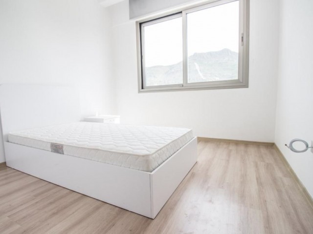 2+1 NEUE WOHNUNG ZUR MIETE IM ZENTRUM VON KYRENIA ** 