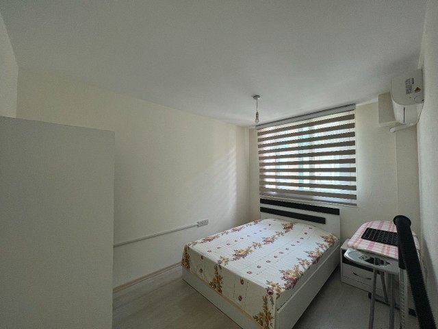 NEUE 2+1 WOHNUNG ZUR MIETE IM ZENTRUM VON KYRENIA ** 