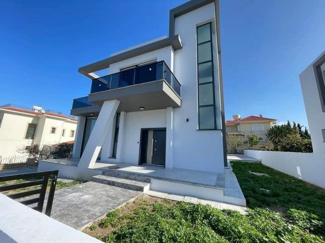 Girne Çatalköy'de Satılık Villa / Villa For Sale in Çatalköy