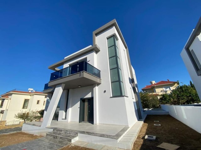 Girne Çatalköy'de Satılık Villa / Villa For Sale in Çatalköy