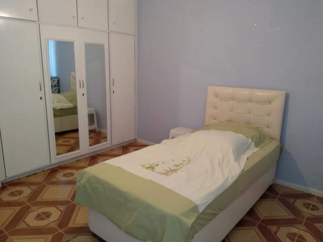 Flat To Rent in Girne Merkez, Kyrenia