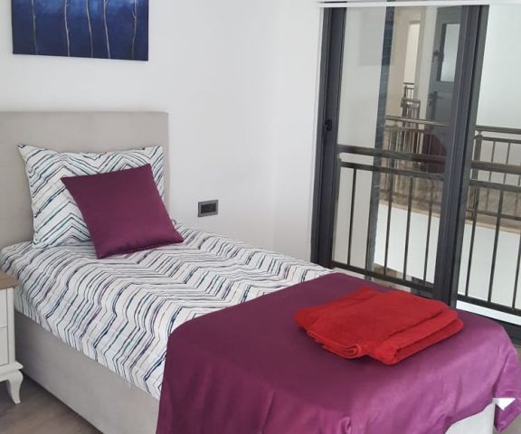 Flat To Rent in Yukarı Girne, Kyrenia