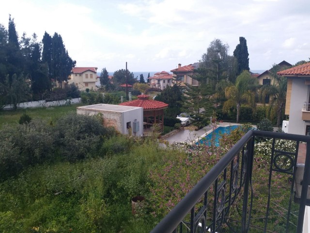 3+1 VILLA WITH LARGE GARDEN IN ÇATALKOY REGION IN KYRENIA