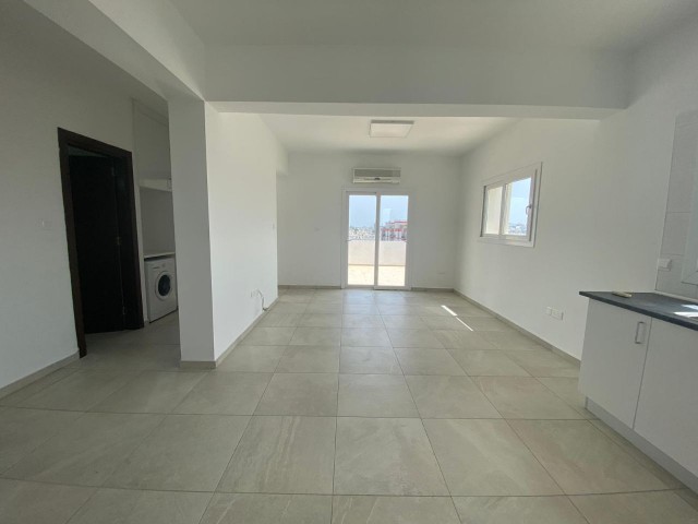 3+1 PENTHOUSE 3 büyük balkonlu ve deniz manzaralı