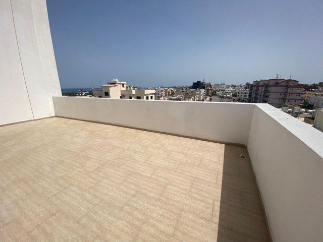 3+1 PENTHOUSE mit 3 großen Balkonen und Meerblick