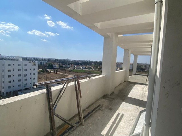 YENİ BİNADA DENİZ MANZARALI 1+1 PENTHOUSE