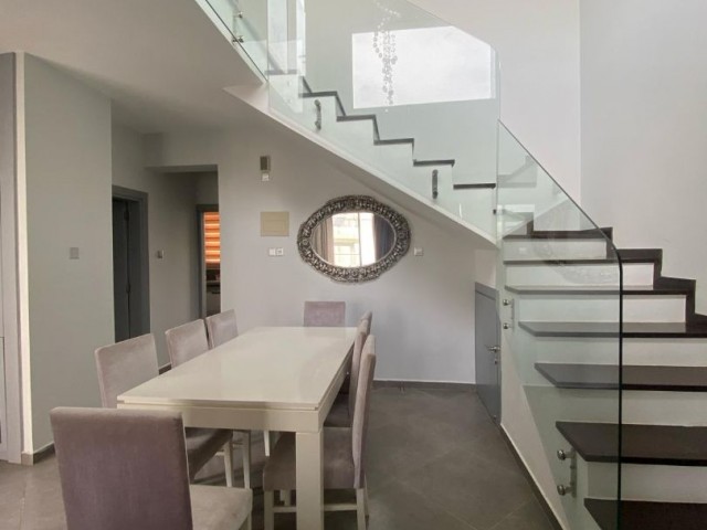 3+1 Maisonette-Villa zum Verkauf mit allen Möbeln in Tuzla