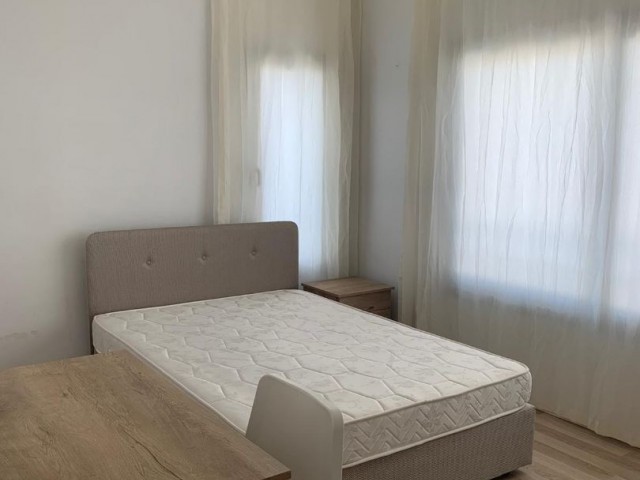 kleines Schieberegler lemar hinter dem Gelände für jedes Zimmer klimatisiert 6000 tl 6 + 6 Zahlstellen in der Nähe 05338711922 ** 