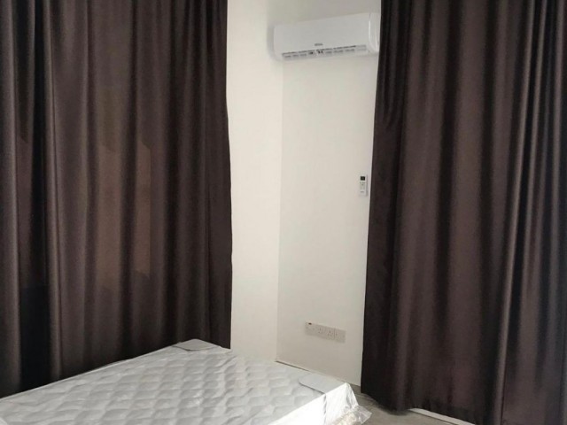 ortaköy telsim duragına 5 dk  arkası 2+1 daire   duraklara markete 5 dk 350 STG 6+6  ödemeli 05338711922  05338616118 kamsel emlak 