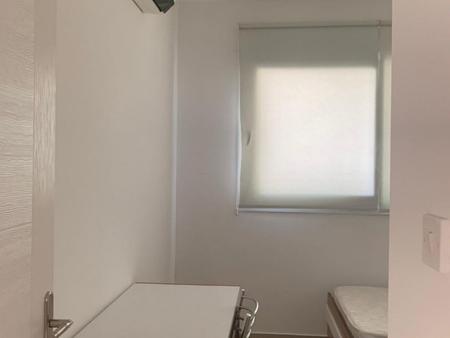 Nikosia kleine Sahne / 3+1 / 350 Dollar / voll möbliert / 6 + 6 Zahlungsmöglichkeiten / 5000 Anzahlung / kamsel Real Estate 05338616118-05338711922 ** 