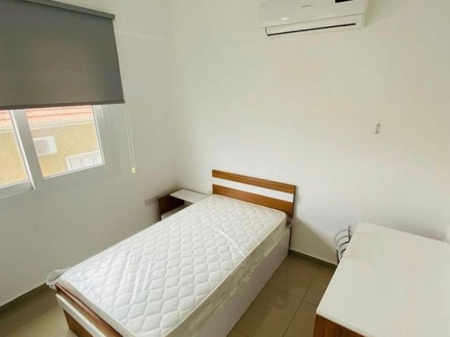 250 dollars with a small slider is 1 minute from the terminal stop. grocery store 1 min. 2+1 apartments in the terminal each room is air-conditioned 05338711922 05338616118 kam flood real estate ** 