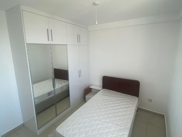 Nikosia royal hinter dem Hotel Super Luxus Llosa Apartment jedes Zimmer 2 + 1 Apartment 300 $ 6 + 6 Zahlung 5000 TL Anzahlung 05338711922 05338616118 kamsel ** 