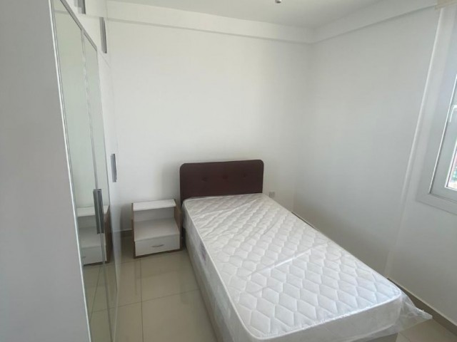 Nikosia royal hinter dem Hotel Super Luxus Llosa Apartment jedes Zimmer 2 + 1 Apartment 300 $ 6 + 6 Zahlung 5000 TL Anzahlung 05338711922 05338616118 kamsel ** 