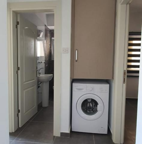 the back of the little creamy queen of spades in nicosia / 2+1 / 350/ stg full furnished / annual / 5000 tl deposit / kamsel real estate 05338616118 - 05338711922 ** 