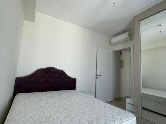 Nikosia kleiner Schieberegler / Hinterhof Markt 5 min / 2+1 / 400 stg / 6 + 6 Zahlungsmöglichkeiten / 2 Anzahlung / kamsel Real Estate 05338616118-05338711922 ** 