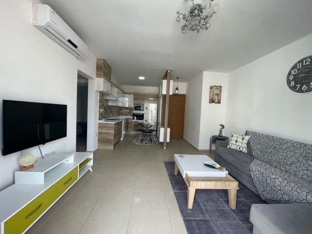 Nicosia Marmara Park neben 2+1 Wohnung komplett möbliert 6+6 Zahlung 2 Kautionen 1 Etage 05338711922 05338616118