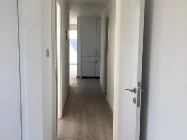 Flat For Sale in Küçük Kaymaklı, Nicosia