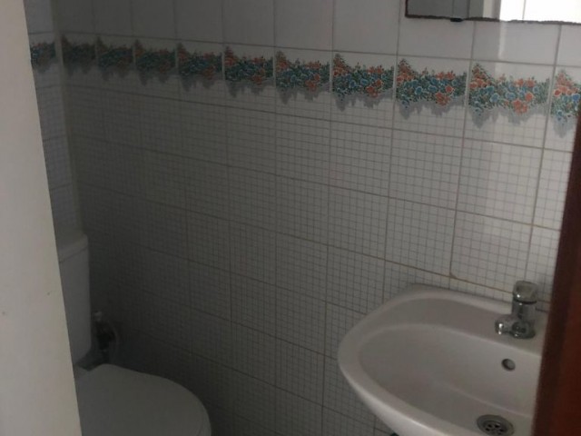 Flat To Rent in Taşkınköy, Nicosia