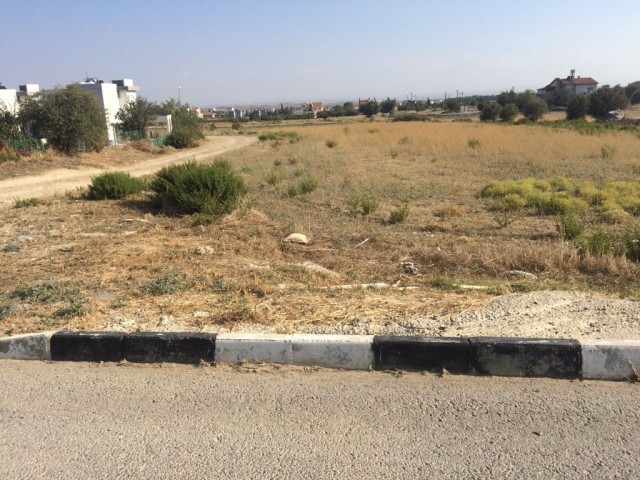 Turkish title deed plot of land for sale directly from the owner (Hasan: 0044-0-7807700970) in sought after Kyrenia-Bogaz area. The size of the plot is 3847 m2 and located at the edge of Asok Villas. The parameter of the plot has road access . Interested buyers please contact Hasan or Huseyin