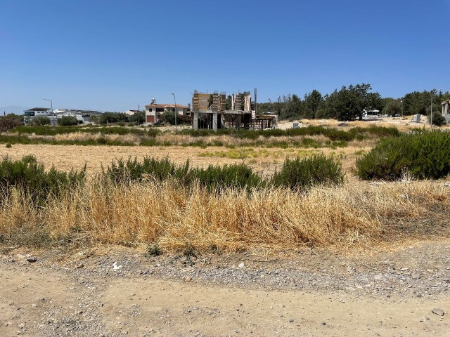 Turkish title deed plot of land for sale directly from the owner (Hasan: 0044-0-7807700970) in sought after Kyrenia-Bogaz area. The size of the plot is 3847 m2 and located at the edge of Asok Villas. The parameter of the plot has road access . Interested buyers please contact Hasan or Huseyin