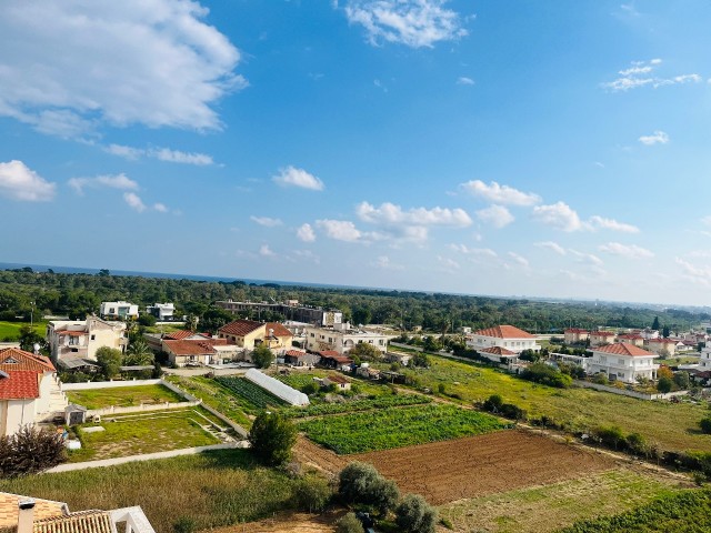 2+1 WOHNUNG ZUM VERKAUF IN MAGUSA YENİBOGAZICI REGION.