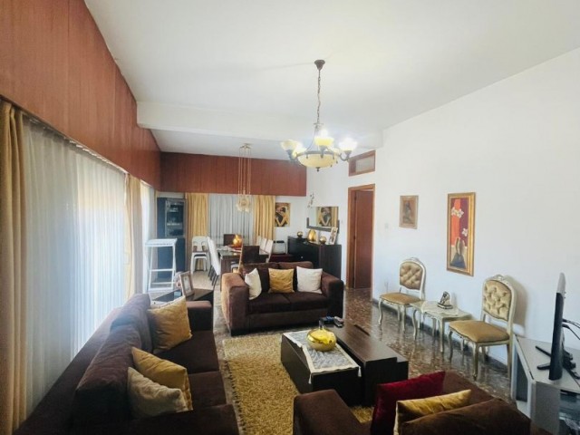 MAĞUSA MARAŞTA 3+1 SATILIK DAİRE