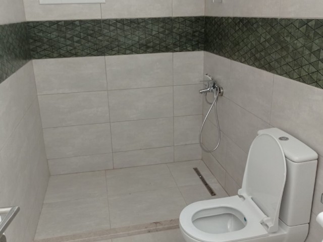 3+1 WOHNUNG ZUR MIETE IN FAMAGUSTA NEWBOGAZICI BEREICH