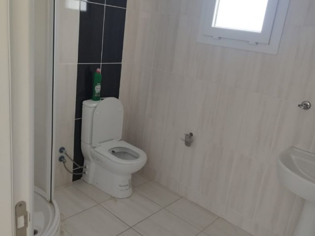 Merkezde 2+1 kiralık penthouse