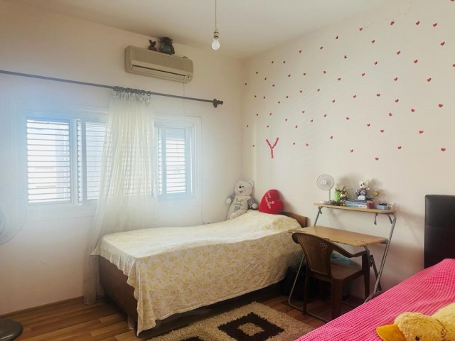 MAĞUSA KARAKOL BÖLGESINDE 3+1DAİRE SATILIK 