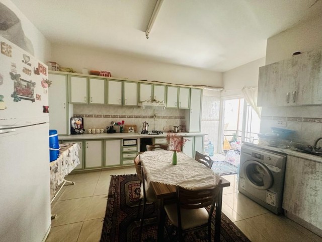 MAĞUSA KARAKOL BÖLGESINDE 3+1DAİRE SATILIK 