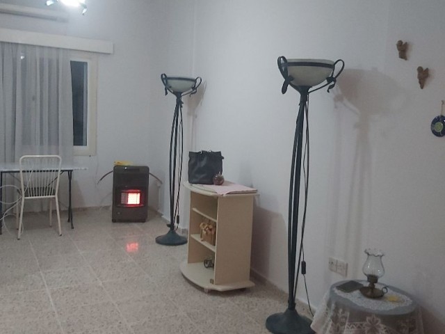 MAĞUSA  GÜLSEREN BÖLGESINDE 3+1 KİRALIK DAİRE 