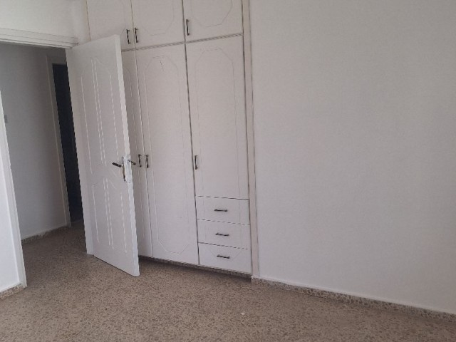 3+1 آپارتمان تمیز و نگهداری شده در Magusa GÜLSEREND برای فروش