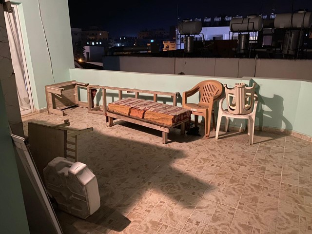 GAZİMAĞUSA MERKEZDE SATILIK PENTHOUSE