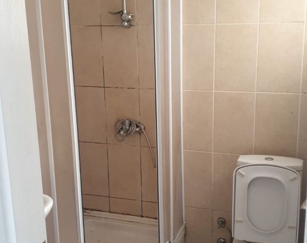 FLAT FOR RENT IN THE CENTER OF GAZİMAĞUSA ** 